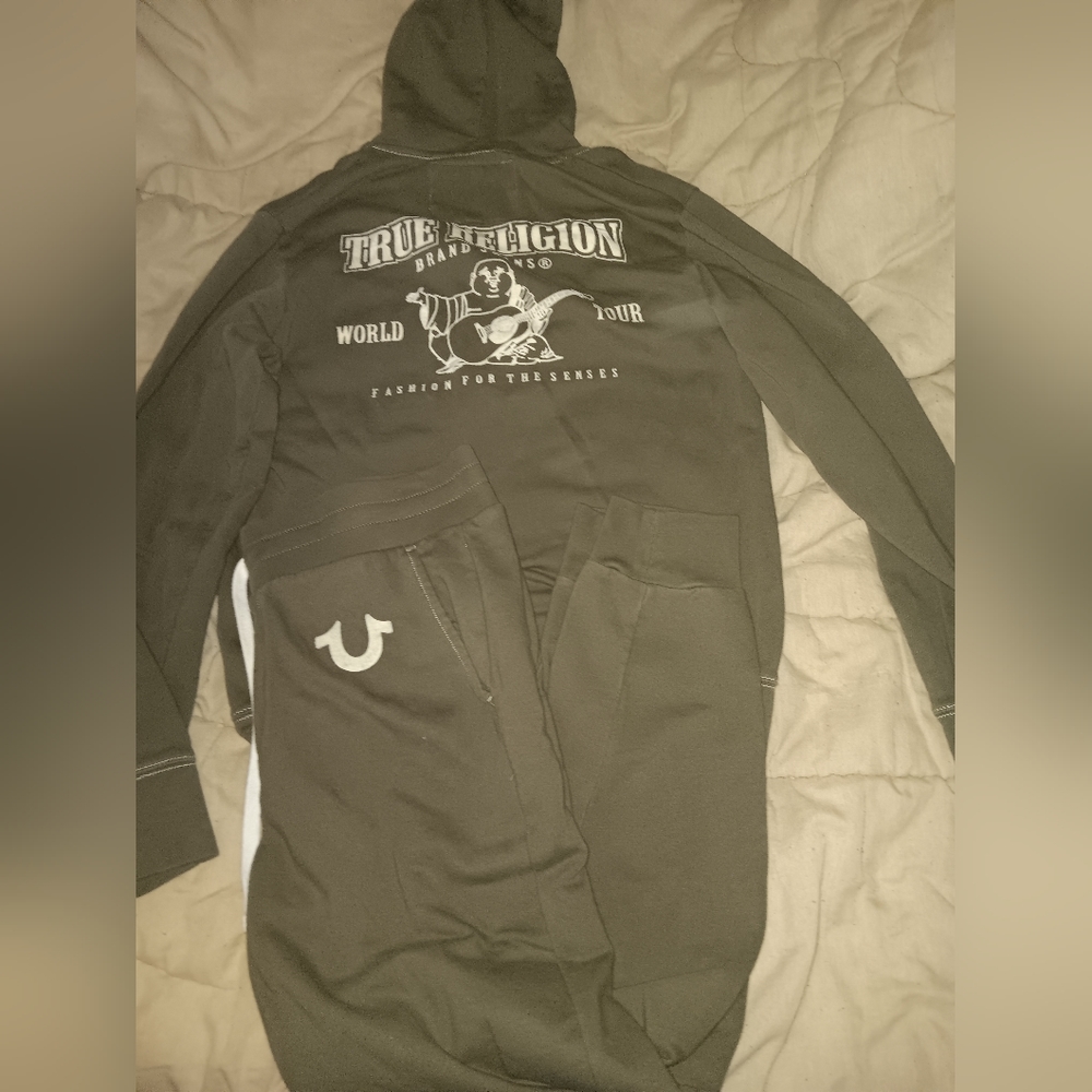 True religion sweat suit